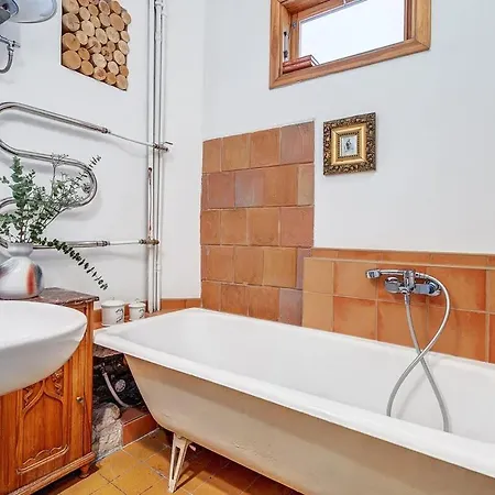 Domillion 2bdr Str Antique Vl476 * Wilna