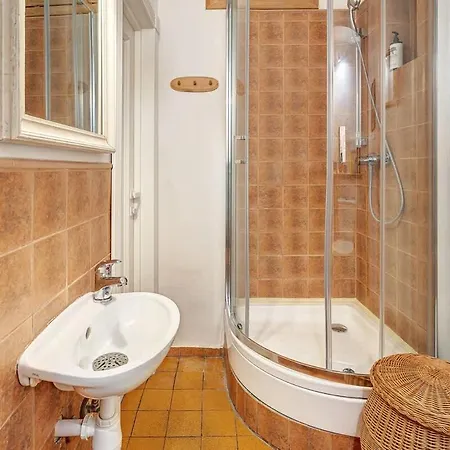 Domillion 2bdr Str Antique Vl476 * فيلنيوس