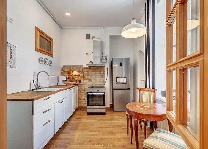 Domillion 2bdr Str Antique Vl476 アパート *