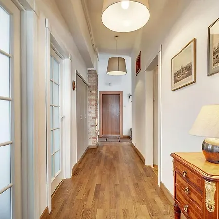 Apartman Domillion 2bdr Str Antique Vl476 *