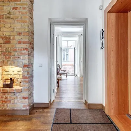 Domillion 2bdr Str Antique Vl476 Vilnius