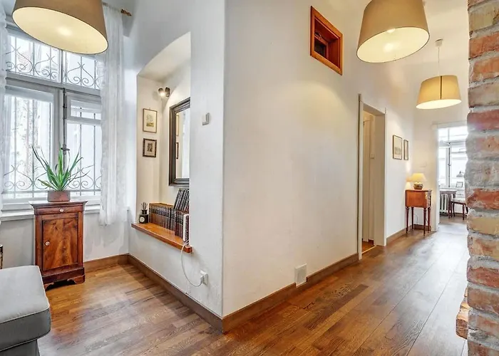 Apartman Domillion 2bdr Str Antique Vl476