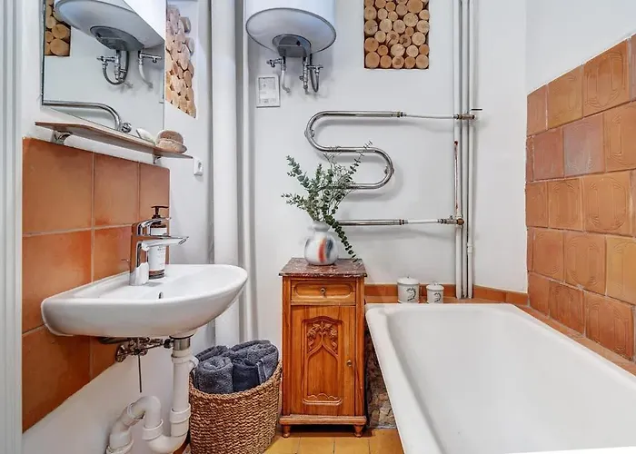 Domillion 2bdr Str Antique Vl476 Vilnius